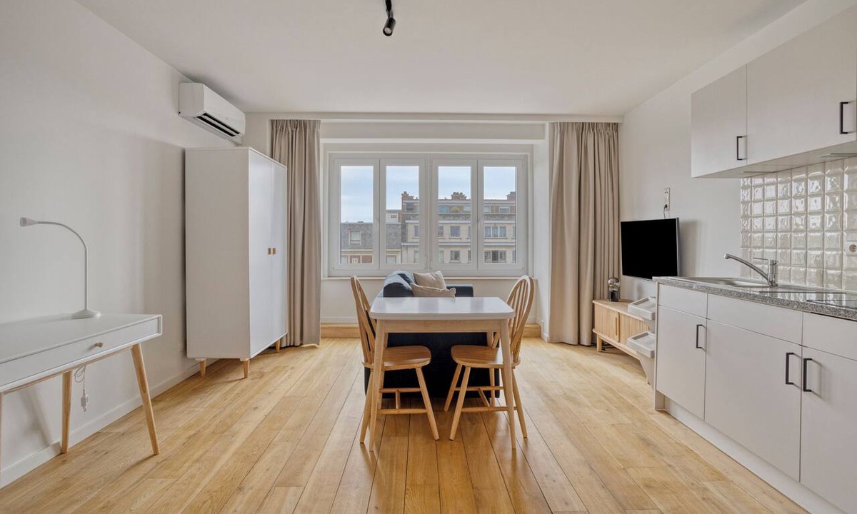 Leuven Apartment | Modern, light-filled studio in the center of Leuven.
