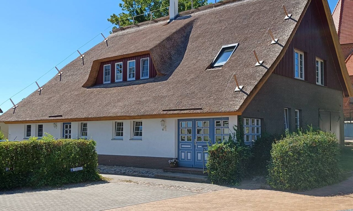 Ostseebad Wustrow Cottage | Wustrow Parish Barn