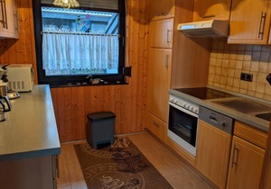 Detached holiday home with terrace and garden in Eckwarderhörne