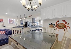 Southern Comfort | Tranquil Beachside Townhouse Private Heated Pool 1 Min Walk to Beach in South Padre Island