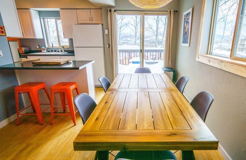 Wildernest House | Cozy, modern 2BD/2BA townhome minutes from 4 world class ski resorts.
