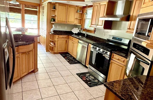 Sea Scape House | Escape to the Beech House: A Wooded Family- Friendly Retreat Close to the Beach!