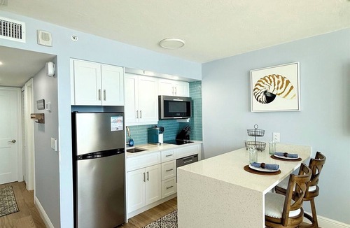 Marco Island Condo | 🐬 HIGHLY RATED! Remodeled Beachfront Apollo Condo, 9th Floor w/GREAT VIEW