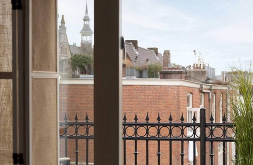 Museum Quarter Apartment | Luxury Penthouse off the Avenue near Vondelpark