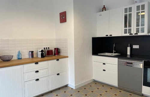 Bazouges-sur-le-Loir House | Maison familiale près du Zoo et du circuit