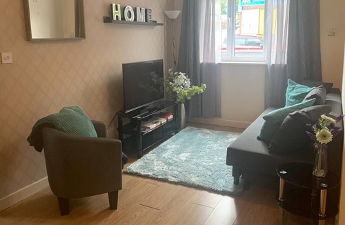 Mapperley Condo | Nottingham Castle- Capital FM Arena Nottingham-Trent Bridge-Actors-Aria Court