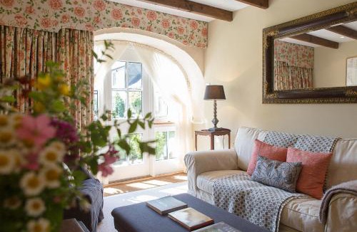 Kirkwhelpington House | Shieldhall - Cabinetmakers Suite
