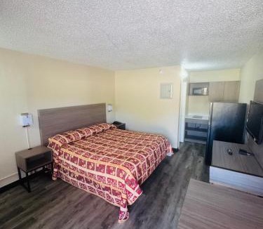 Fentress Hotel | Studios & Suites 4 Less Virginia Beach