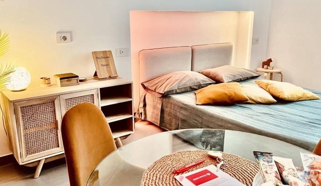 1 Bedroom Private vacation home in Termini in Termini
