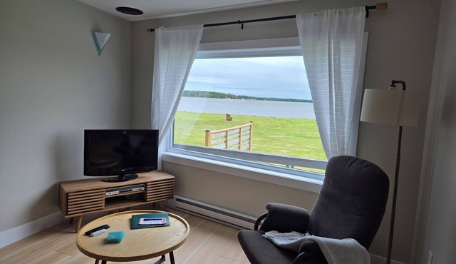 2-bedroom Waterfront paradise in Richibucto