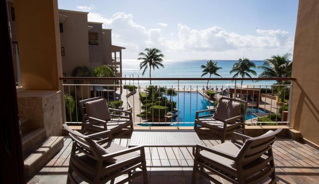 304 CORAL EL FARO Beautiful 3 BDR Penthouse Ocean Front in Playa del Carmen