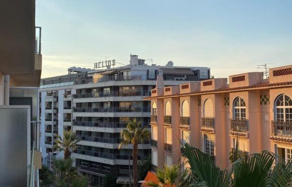61 Place Nationale in Antibes