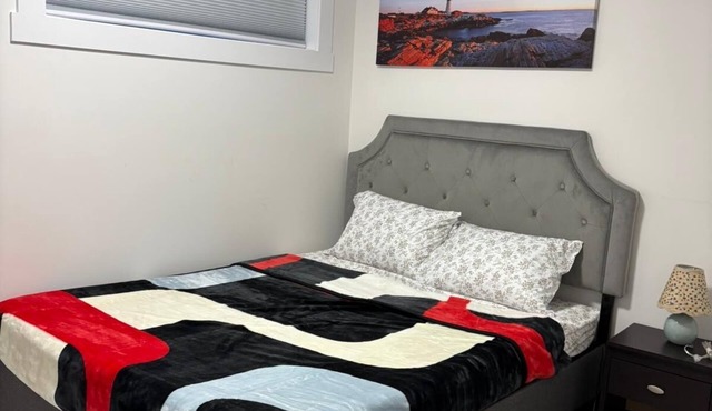 A gorgeously cozy 1-bedroom apartment to keep you comfy while you enjoy Regina in Regina