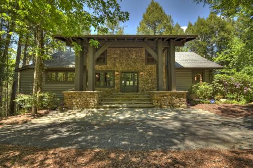 A Stoney River - Cherry Log, GA - Enjoy Scenic River Views, Soak in the Hot Tub, Challenge Friends in the Arcade, and Rack Up a in Cherry Log