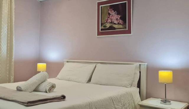 Alexandra Bed & Breakfast Room 6 in Pietermaritzburg