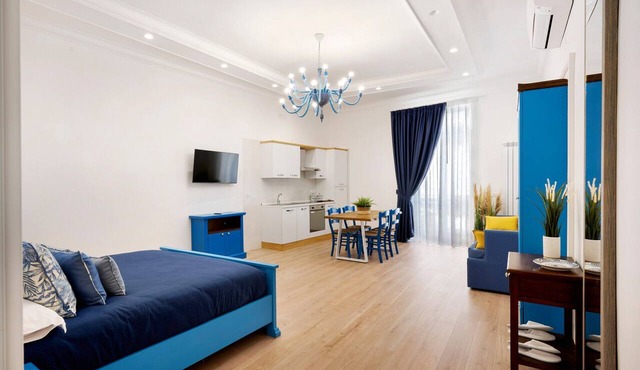 Apartment 'Partenope' with Balcony, Wi-Fi and Air Conditioning in Castellammare di Stabia