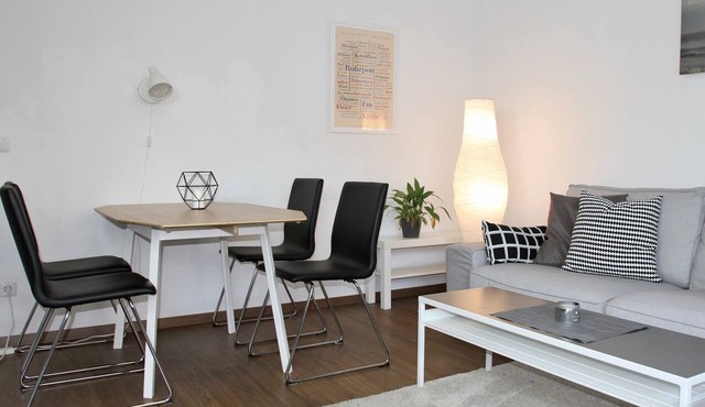 Apartment-Modern-Private Bathroom-Balcony in Bochum