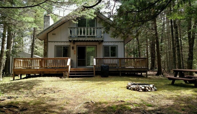 Ausable River Cottage in Frederic