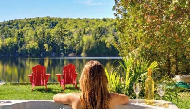 Bécassines | Private Spa | Billiards | Waterfront in Nominingue