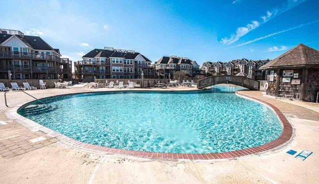 Barrier Island Station, Duck, NC - 2 Bedroom/Sleeps 8 in Duck