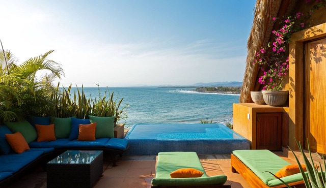 Beachfront, Laid Back Luxury Penthouse on Beautiful Manzanillo Bay Surf Break in Troncones
