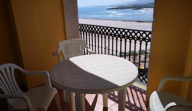 Beachside apartment A Rapadoira in Foz