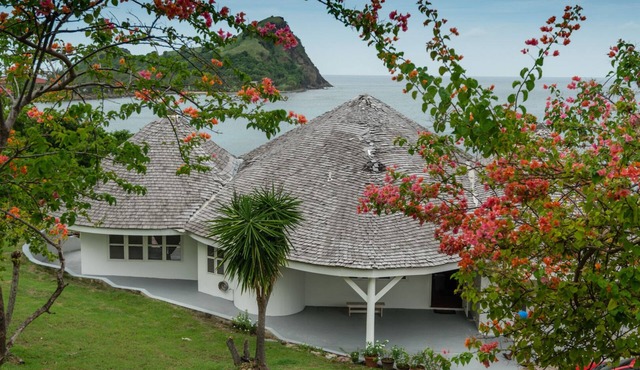 Beautiful Apartment on a Quiet Beach in Gros Islet