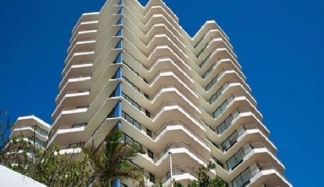 Beautiful Beach Front Apart Coolangatta avail. 26 Dec.2026 - 9 Jan. 2027 in Coolangatta
