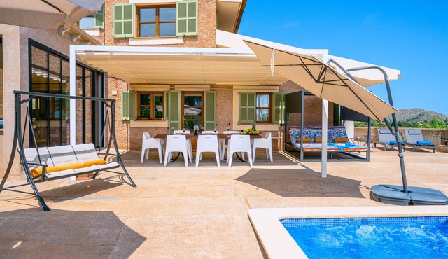 Beautiful Holiday Home “Son Llodra” with Mountain View, Pool, Terrace & WiFi in Son Macia