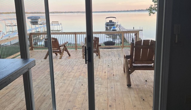 Beautiful Northern Michigan Waterfront property on Douglas Lake. in Pellston