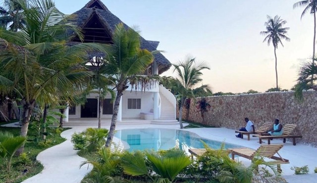 Blue Diamond Villa Watamu: Double Room with Private Bathroom in Watamu