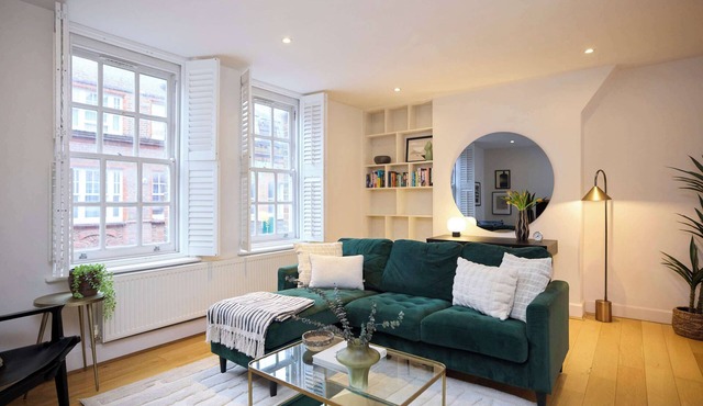 Brick Lane Duplex Styled Living in the Heart of Shoreditch in London