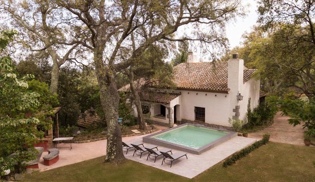 Ca la Cèlia casa con Spa, piscina y BBQ in Maçanet de Cabrenys