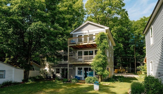 Camp Haven Retreat | 3 Homes | 12BR | Little Glen Lake in Empire