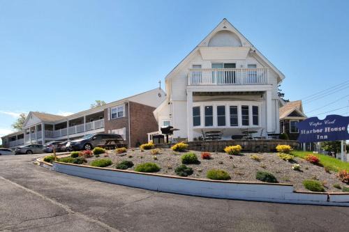 Cape Cod Harbor House Inn in Hyannis