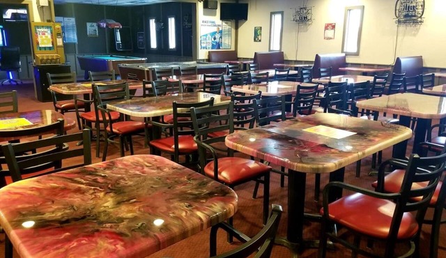 Cedar Inn in Cavalier