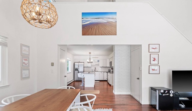 Center of Town - Ideal for Beach, Golf & Tennis in Montauk