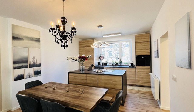 Central Designer 3 Room Apt with terrace & parking in Berlin