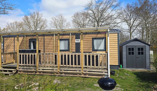 Chalet on the Lauwersmeer in Lauwersoog