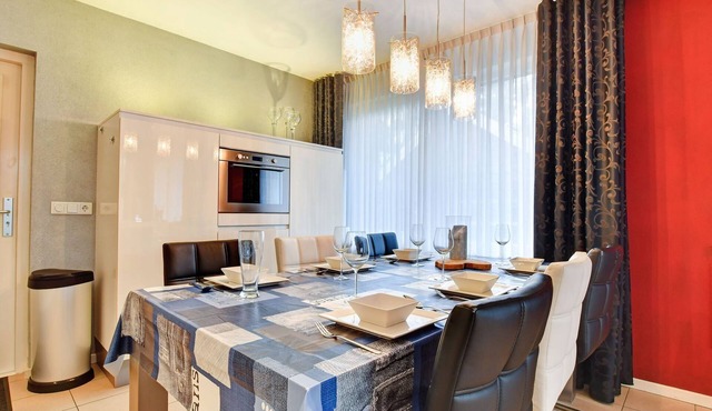 Charming holiday home with a covered terrace in Meijel