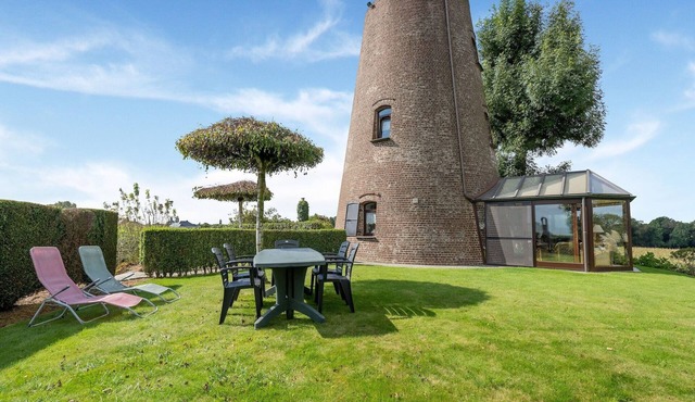 Charming Oombergen Mill Retreat in Oombergen