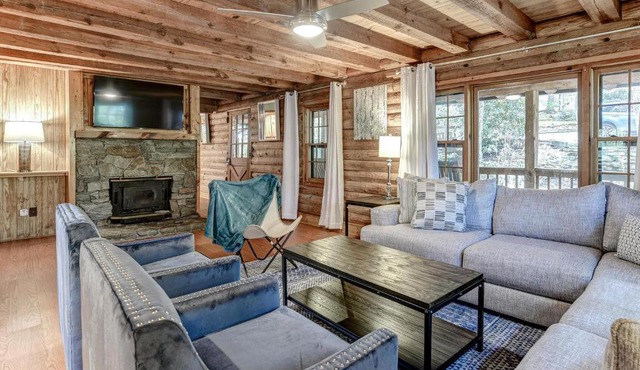 Charming Renovated Cabin with Fireplace in Arden
