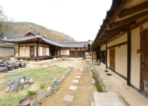 Chungsong Chalbang Gongjongtaek Pension in Cheongsong