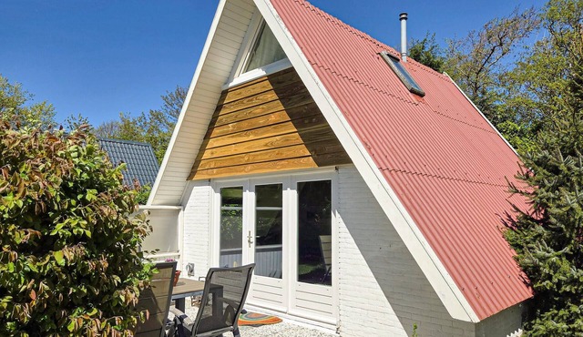 Cozy home in Groote Keeten with WiFi in Groote Keeten