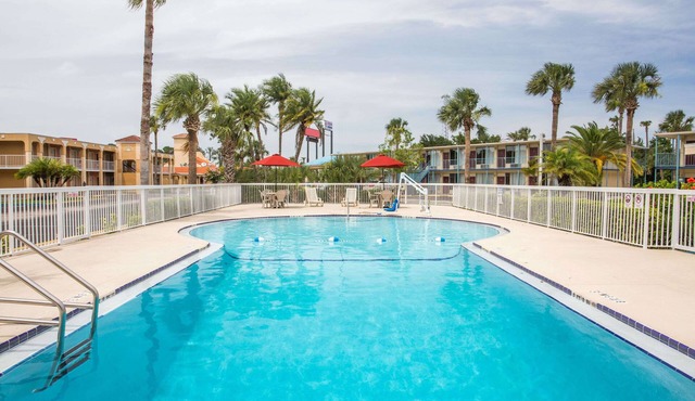 Days Inn by Wyndham Ormond Beach in Ormond Beach