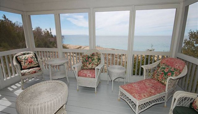 Don’t Miss It! Last August Week w/Epic Views, Sunsets & Total Relaxation! in Northport