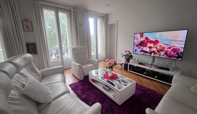 Eiffel Dream Abode in Paris