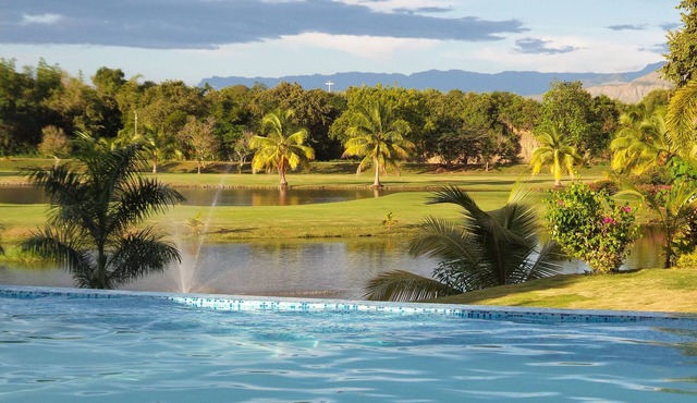 Espectacular Casa con Vista in Girardot