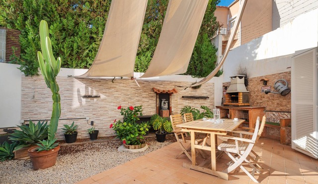 EVAMAS - Chalet with terrace in PALMA DE MALLORCA. Free WiFi in Palma