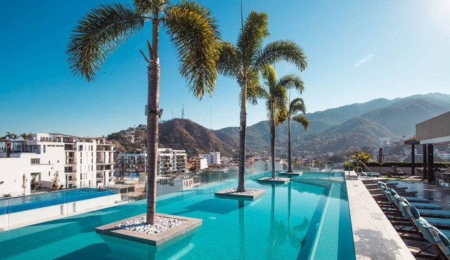 Featured on HGTV, Mountain Views, Rooftop Pool at Zenith in Old Town in Puerto Vallarta